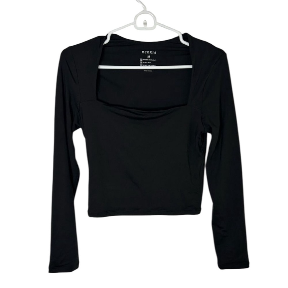 Reoria | black long sleeve crop top | medium